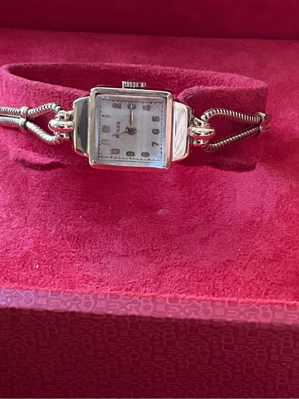 Vintage Rolex In Solid 10k Gold Case Vintage Rolex In Solid 10k Gold Case